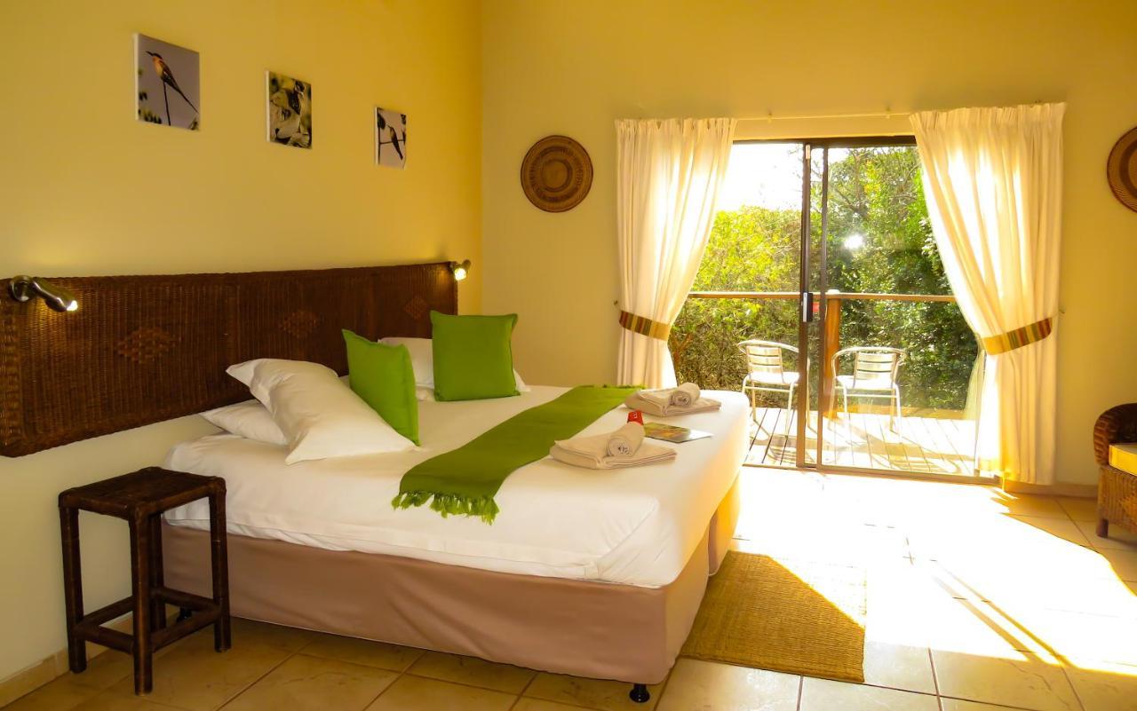Umkhumbi Lodge Hluhluwe Bagian luar foto