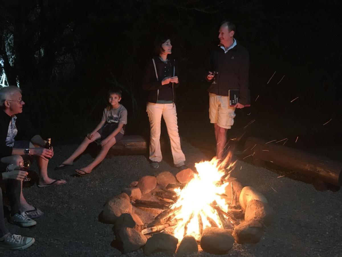 Umkhumbi Lodge Hluhluwe Bagian luar foto