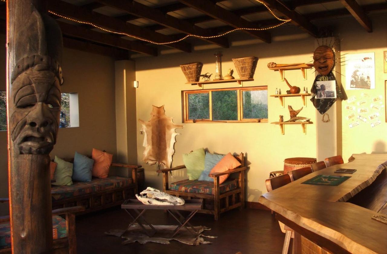 Umkhumbi Lodge Hluhluwe Bagian luar foto